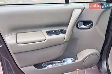 Минивэн Renault Megane Scenic 2004 в 