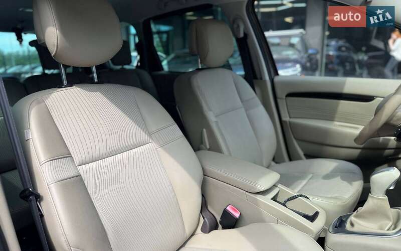 Минивэн Renault Megane Scenic 2010 в Черновцах