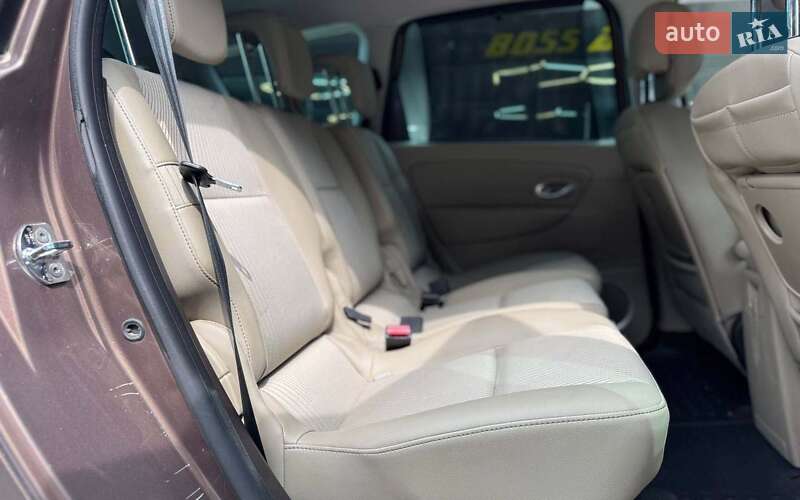 Минивэн Renault Megane Scenic 2010 в Черновцах