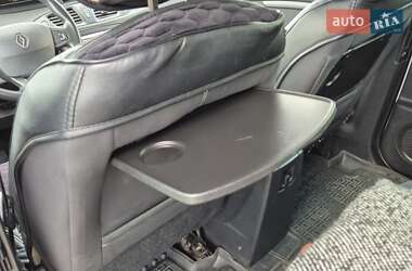 Минивэн Renault Megane Scenic 2015 в 
