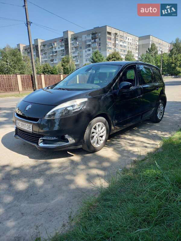 Мінівен Renault Megane Scenic 2012 в Новояворівську