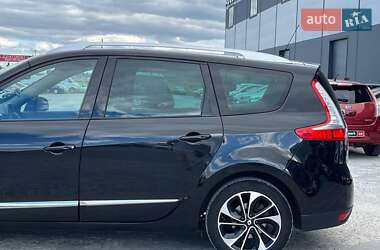 Минивэн Renault Megane Scenic 2014 в 