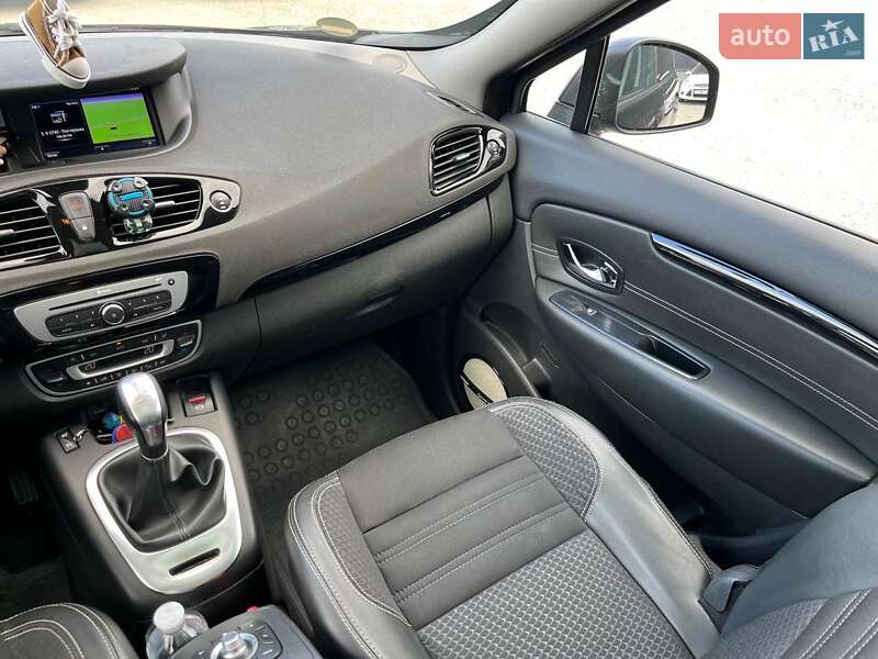 Мінівен Renault Megane Scenic 2014 в Львові фото 29 Мінівен Renault Megane Scenic 2014 в Львові