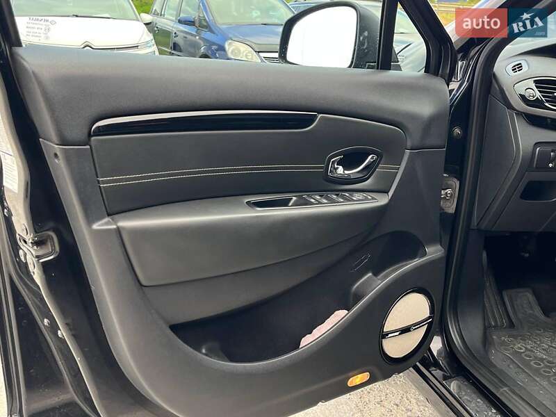 Мінівен Renault Megane Scenic 2014 в Львові фото 51 Мінівен Renault Megane Scenic 2014 в Львові