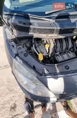 Минивэн Renault Megane Scenic 1999 в 