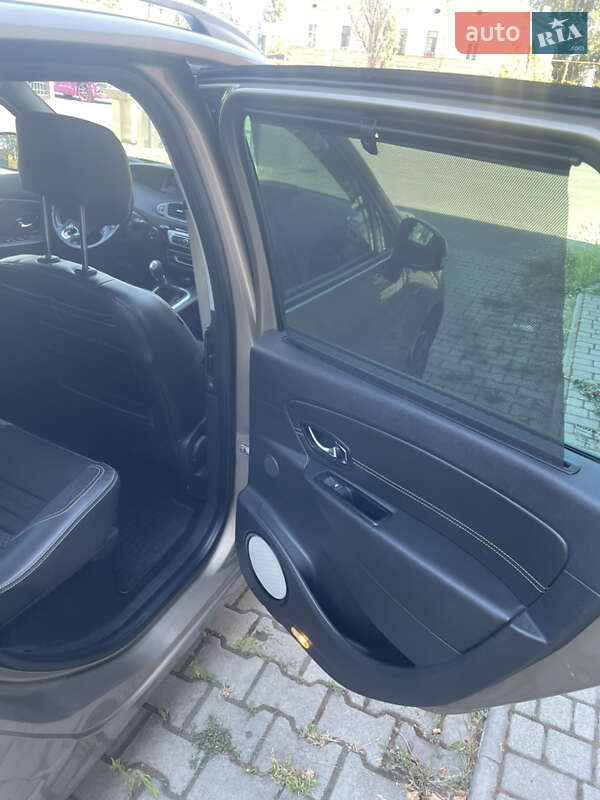 Минивэн Renault Megane Scenic 2014 в Одессе