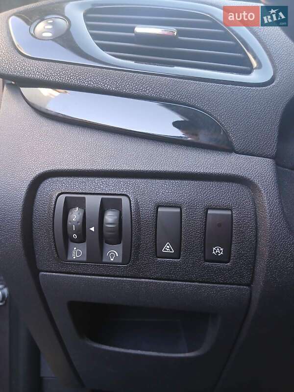 Минивэн Renault Megane Scenic 2014 в Виннице