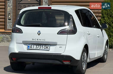 Минивэн Renault Megane Scenic 2014 в 