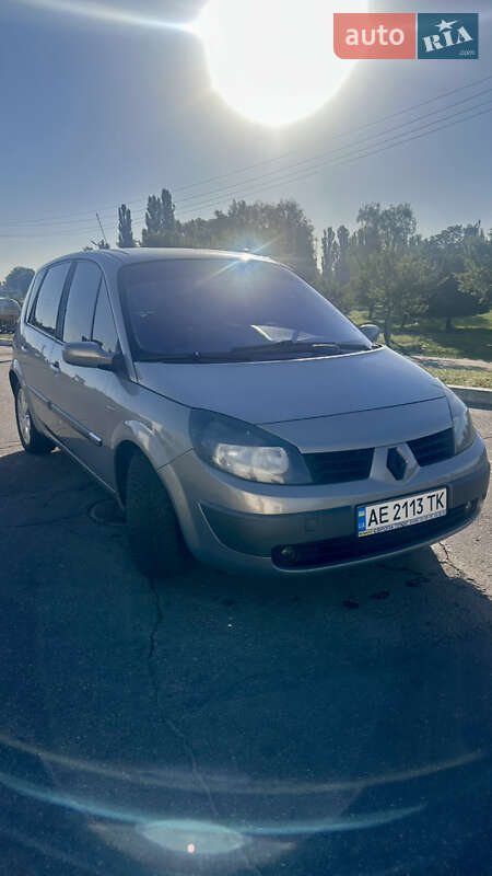 Renault Megane Scenic 2004