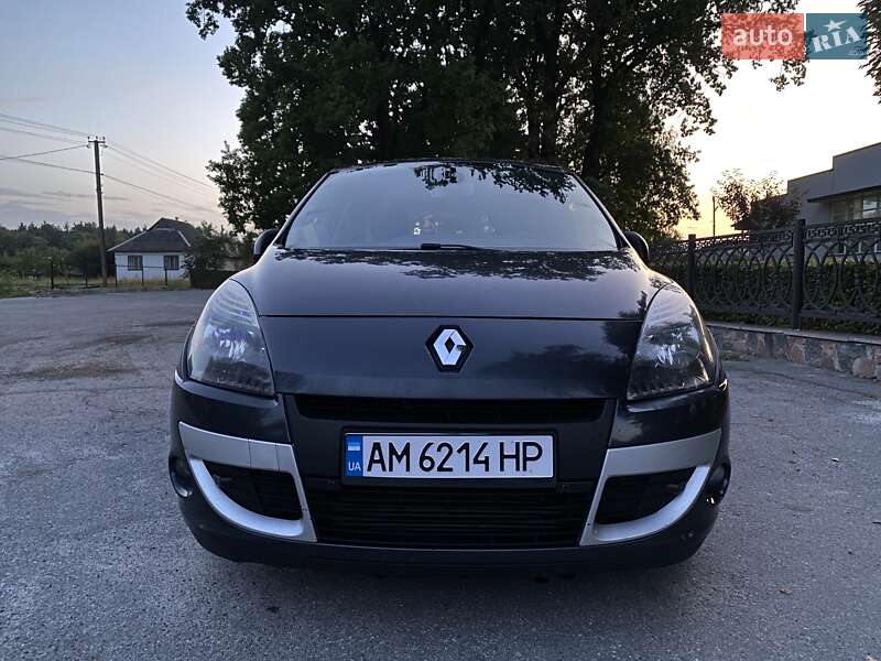 Минивэн Renault Megane Scenic 2010 в Барановке