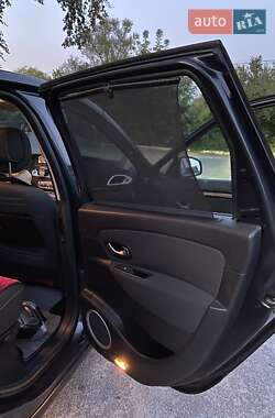 Минивэн Renault Megane Scenic 2010 в 