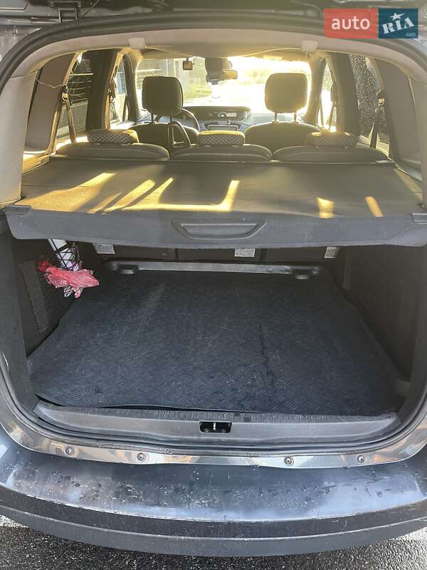 Мінівен Renault Megane Scenic 2011 в Львові