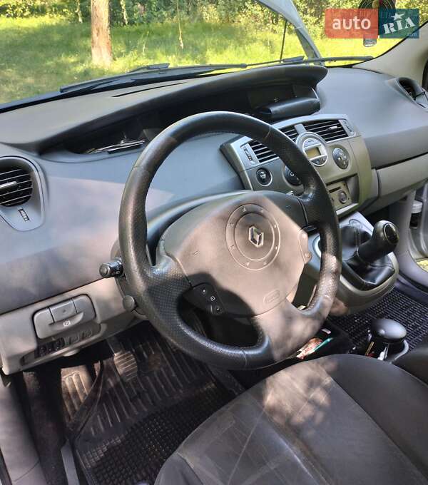 Минивэн Renault Megane Scenic 2006 в Староконстантинове
