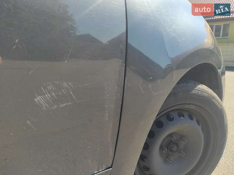 Мінівен Renault Megane Scenic 2010 в Києві фото 12 Мінівен Renault Megane Scenic 2010 в Києві