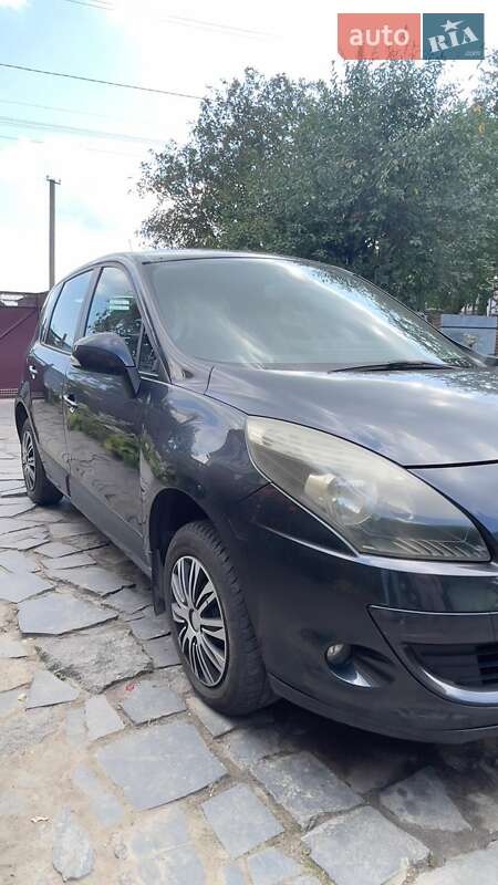 Мінівен Renault Megane Scenic 2010 в Радомишлі
