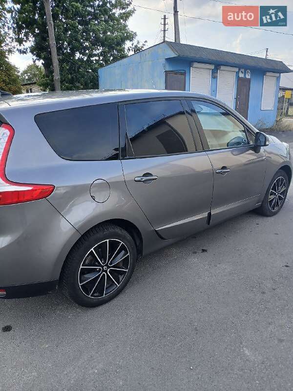 Мінівен Renault Megane Scenic 2014 в Любешові