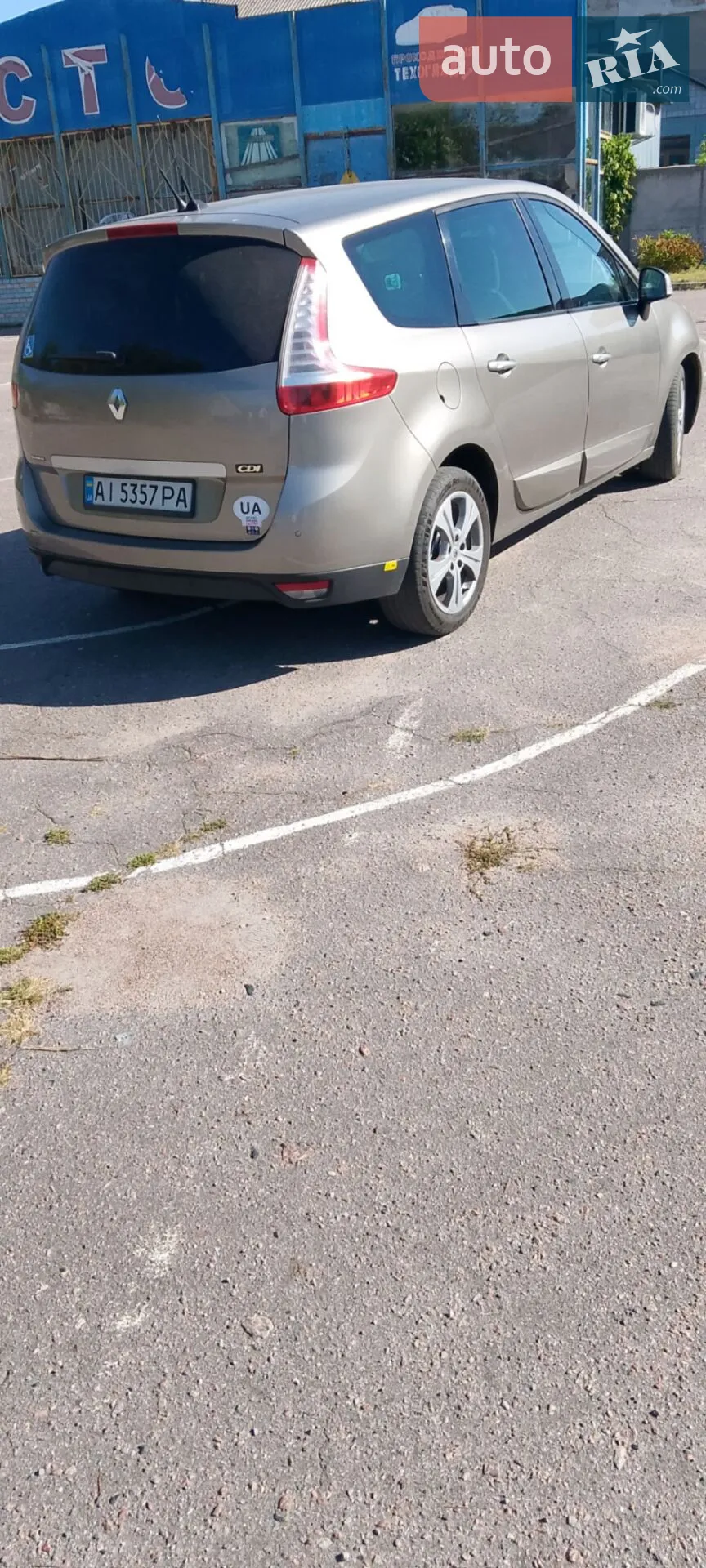 2010 Renault Scenic - мініатюра 18