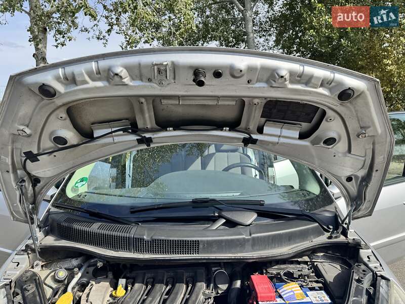 Минивэн Renault Megane Scenic 2008 в Киеве