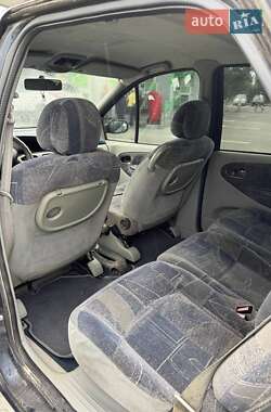 Мінівен Renault Megane Scenic 2000 в  фото 19 Мінівен Renault Megane Scenic 2000 в