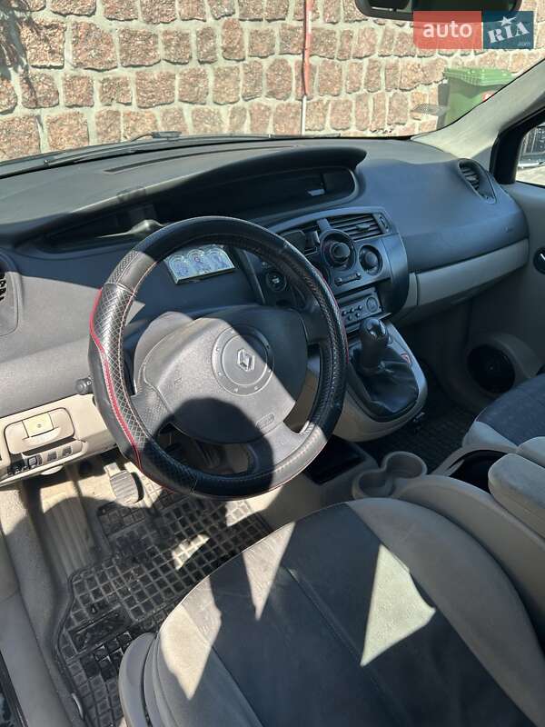 Минивэн Renault Megane Scenic 2004 в Кропивницком