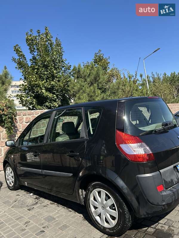 Минивэн Renault Megane Scenic 2004 в Кропивницком