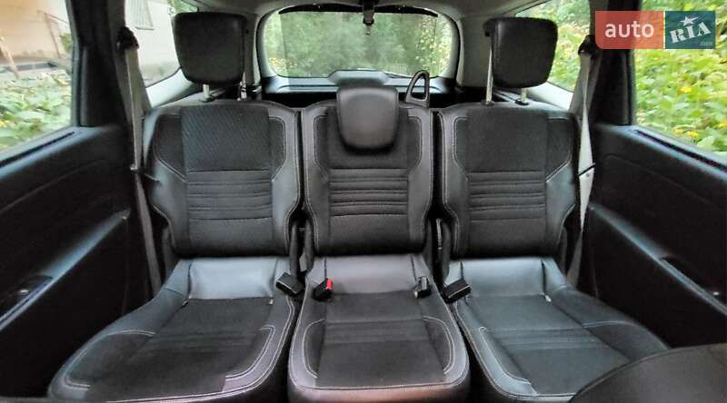 Минивэн Renault Megane Scenic 2016 в Киеве