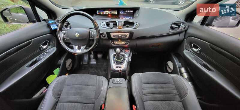 Минивэн Renault Megane Scenic 2016 в Киеве