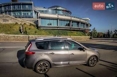 Минивэн Renault Megane Scenic 2016 в Киеве