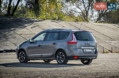 Минивэн Renault Megane Scenic 2016 в 