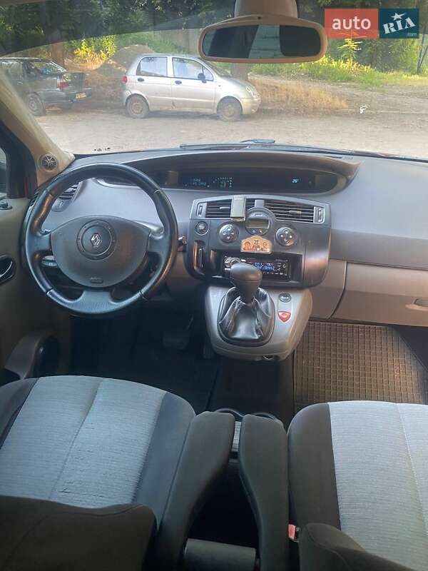 Минивэн Renault Megane Scenic 2004 в Днепре