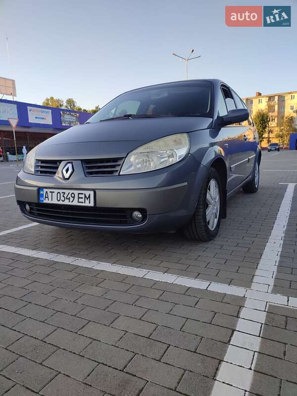 Минивэн Renault Megane Scenic 2006 в Калуше