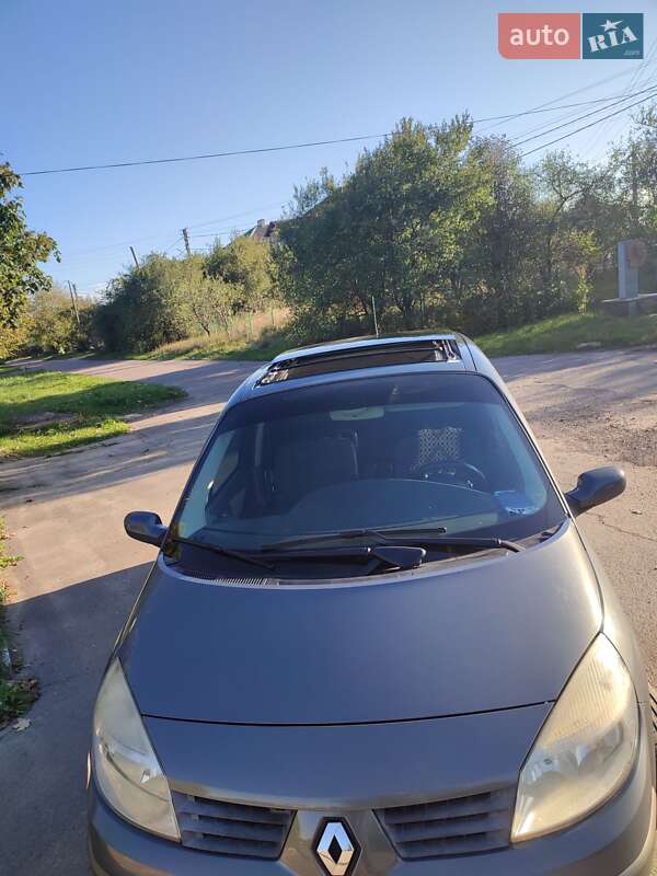Минивэн Renault Megane Scenic 2006 в Калуше