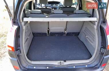 Минивэн Renault Megane Scenic 2005 в 