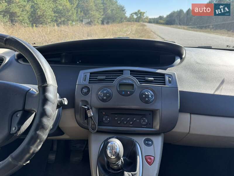 Минивэн Renault Megane Scenic 2006 в Кременчуге