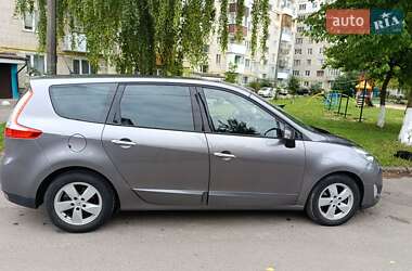Мінівен Renault Megane Scenic 2009 в 