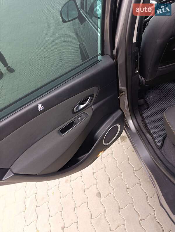 Минивэн Renault Megane Scenic 2009 в Владимире