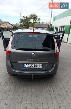Мінівен Renault Megane Scenic 2009 в 
