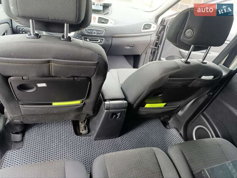 Минивэн Renault Megane Scenic 2009 в Владимире
