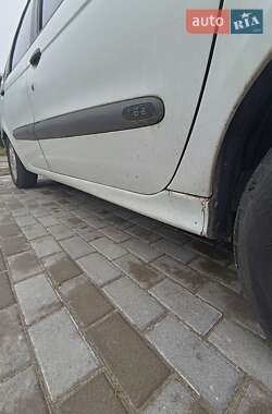 Минивэн Renault Megane Scenic 1998 в 