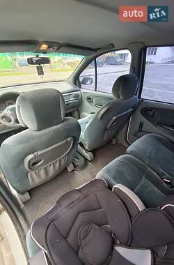 Минивэн Renault Megane Scenic 1998 в 