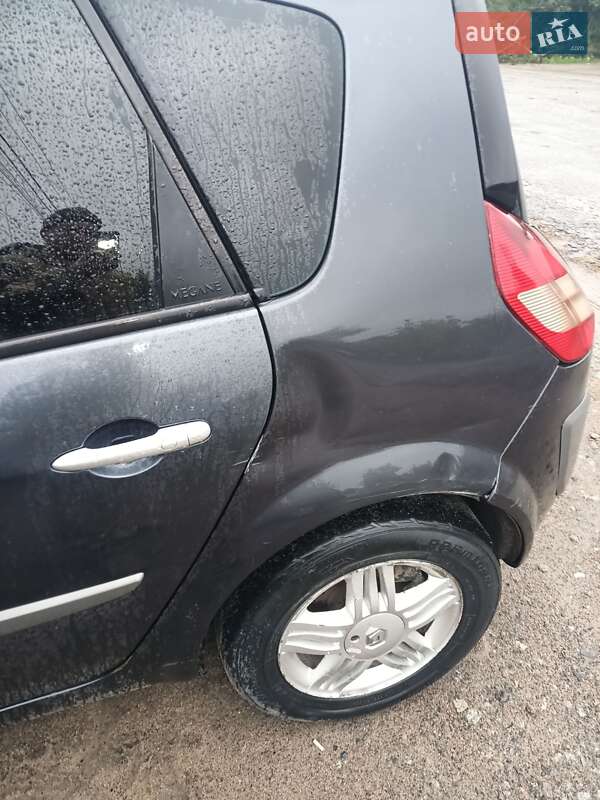 Минивэн Renault Megane Scenic 2004 в Гайсине