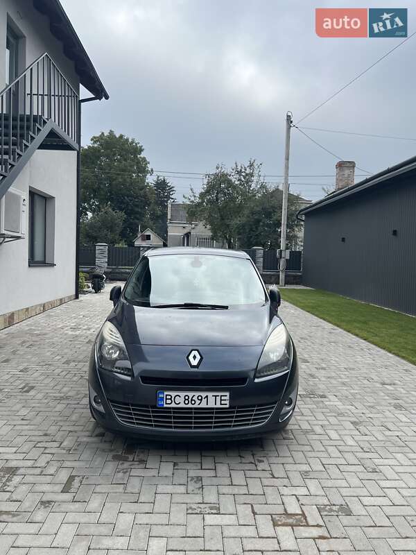 Минивэн Renault Megane Scenic 2011 в Львове