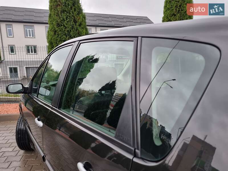Минивэн Renault Megane Scenic 2008 в Виннице