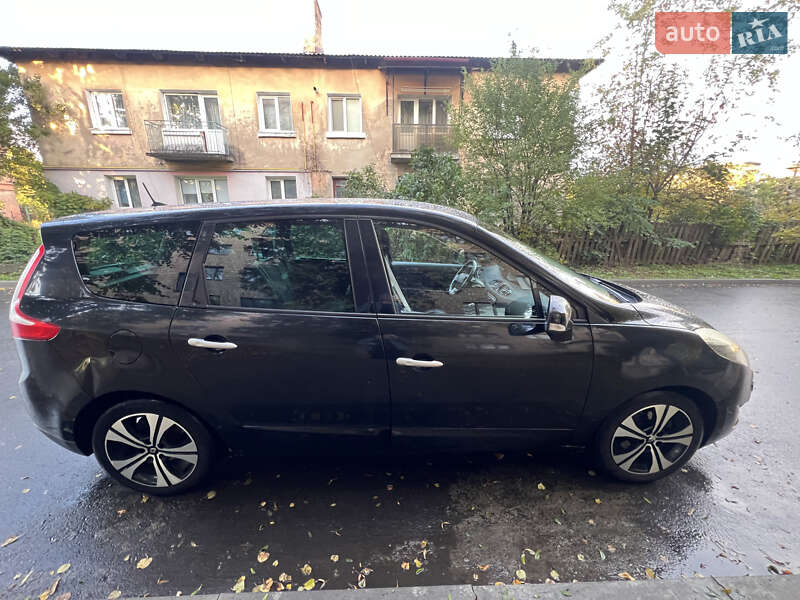 Минивэн Renault Megane Scenic 2011 в Ковеле