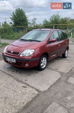 Минивэн Renault Megane Scenic 2002 в 