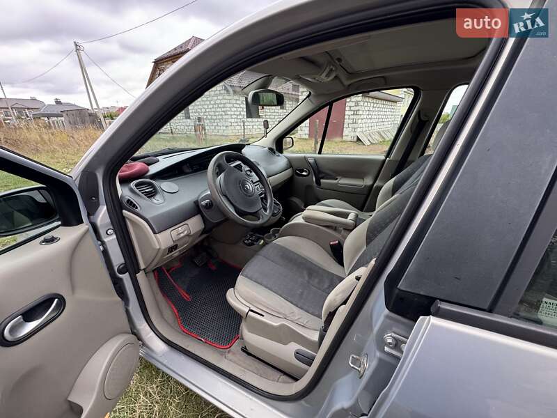 Минивэн Renault Megane Scenic 2005 в Чернигове