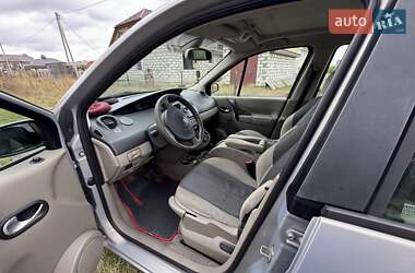 Минивэн Renault Megane Scenic 2005 в 