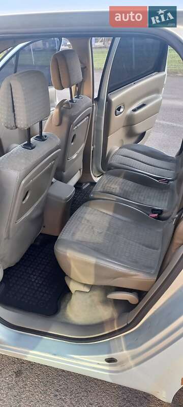 Минивэн Renault Megane Scenic 2004 в Ковеле фото 10 Минивэн Renault Megane Scenic 2004 в Ковеле