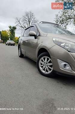 Мінівен Renault Megane Scenic 2010 в 