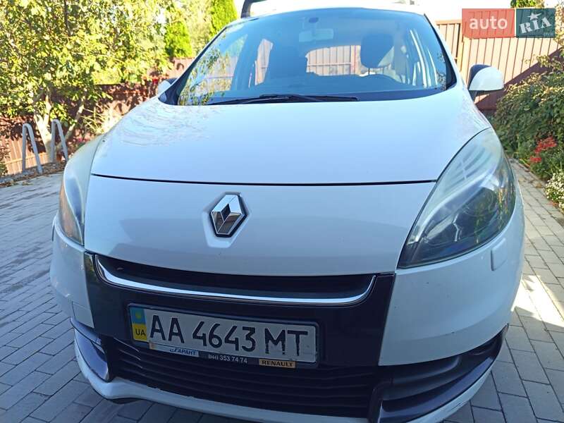 Минивэн Renault Megane Scenic 2013 в Киеве фото 5 Минивэн Renault Megane Scenic 2013 в Киеве